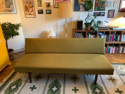 Sovesofa, b: 75 l: 190, Flot retro sovesofa i god stand. Kan bruges som sovesofa til 1 person. 

Afh
