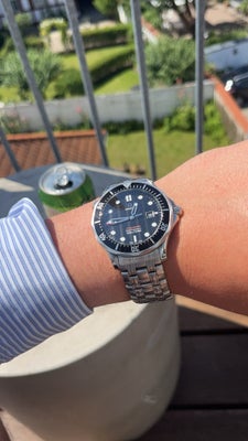 Herreur, Omega, Mega lækkert Omega Seamaster sælges, da jeg ikke får det brugt nok. 
Åben for bud ve