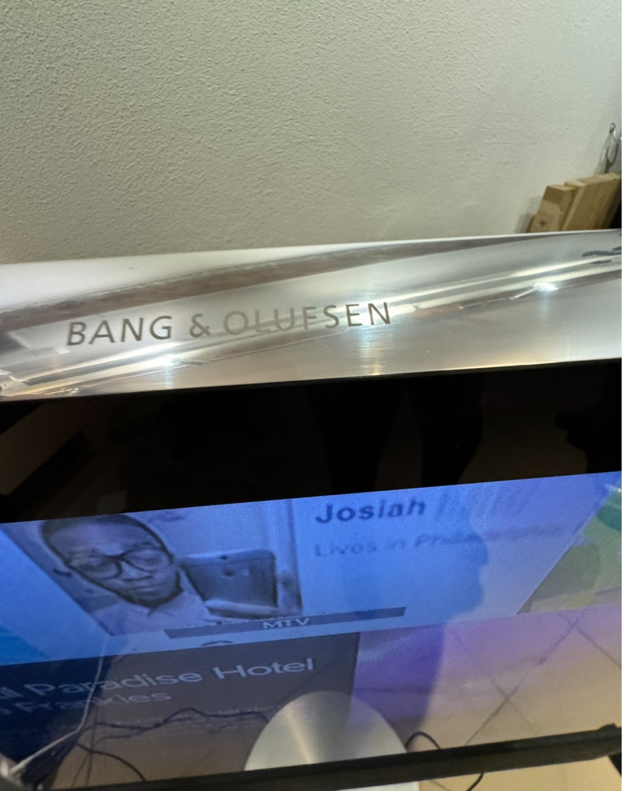 Bang & Olufsen, BeoVision10 46”, 46