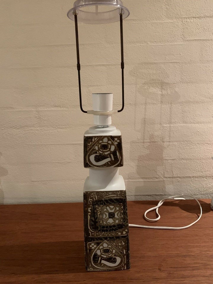 Anden bordlampe, Aluminia