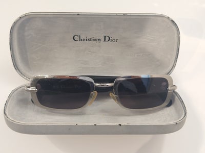 Solbriller dame, CHRISTIAN DIOR, Har disse vintage dame Christian Dior solbriller

sjældne designers