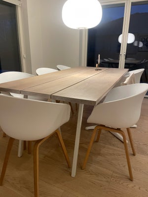 Spisebord, Massiv egetræ og stål ben, Snedkerlavet, b: 100 l: 219, Snedkerlavet massivt egetræsbord,