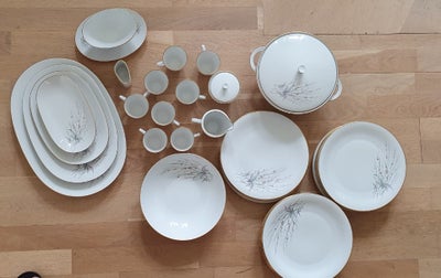 Porcelæn, Porcelæn service	, 29 dele:

4 aflange oval fad, af (40 cm x 28 cm), (34 cm x 23 cm), (27 