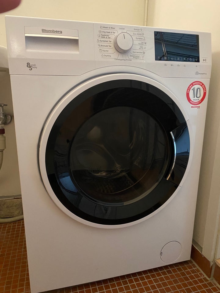 Blomberg vaskemaskine, Wash & Dry Bwd384w2, frontbetjent