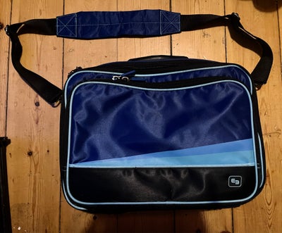 Rejsetaske, Ved ikke, men logo sidder på tasken, b: 38 l: 13 h: 27, Super lækker, flot og praktisk l