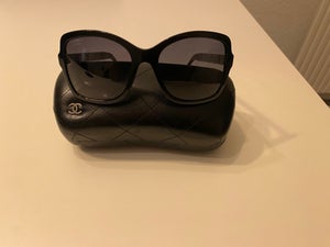 Pol Forbløffe rygrad Find Chanel Solbriller i Solbriller - Solbriller dame - Køb brugt på DBA
