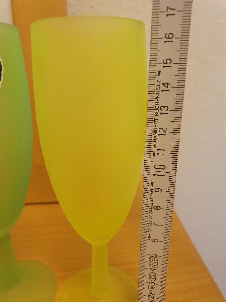 Glas, 3 kulørte champagne glas