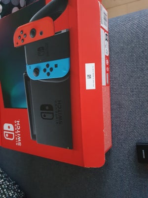 Nintendo Tilbehør, Perfekt, Hejsa en go tom kasse til Nintendo switch perfekt stand:)