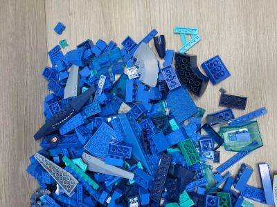 Lego andet, Lego lot blå
1 kg blåt blandet lego.
Billede er et eksempel på hvad du kan få, men ikke 