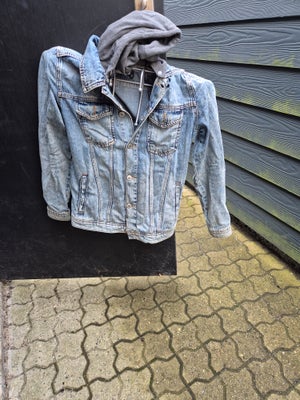 Cowboyjakke, str. 36, DF jeans,  Blå,  Denim, Cowboyjakke sælges

Str. XS - MAND (i kvinde minder de