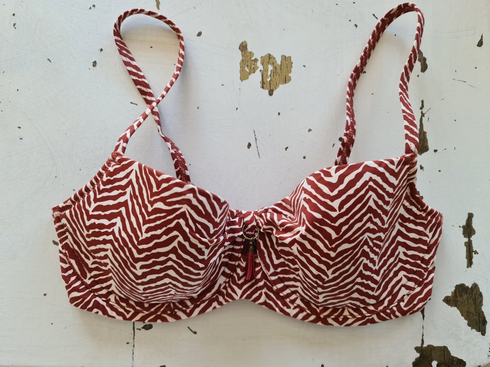 Badetøj, Haizea Balconette Bikini Top change lingerie,