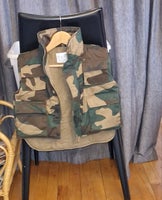 Udklædningstøj, Camouflage vest, ?