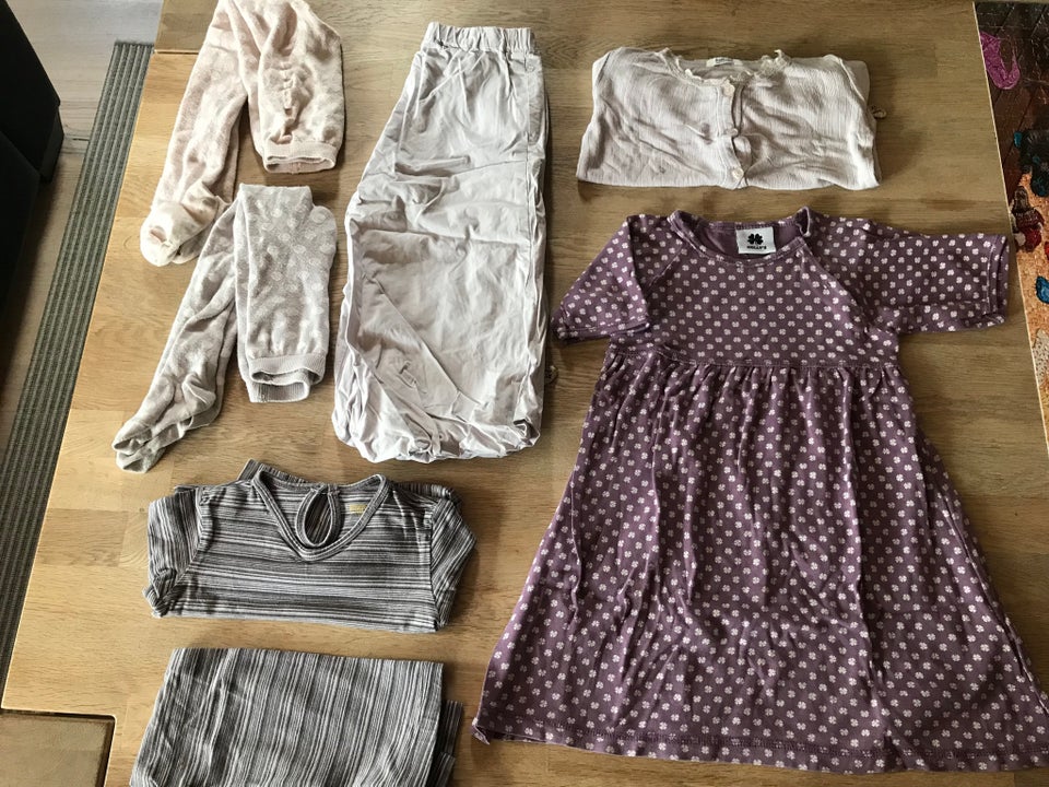 Blandet tøj, Kjole bukser strømpebukser leggings bluse, Hollys – dba.dk – Køb og Nyt og Brugt