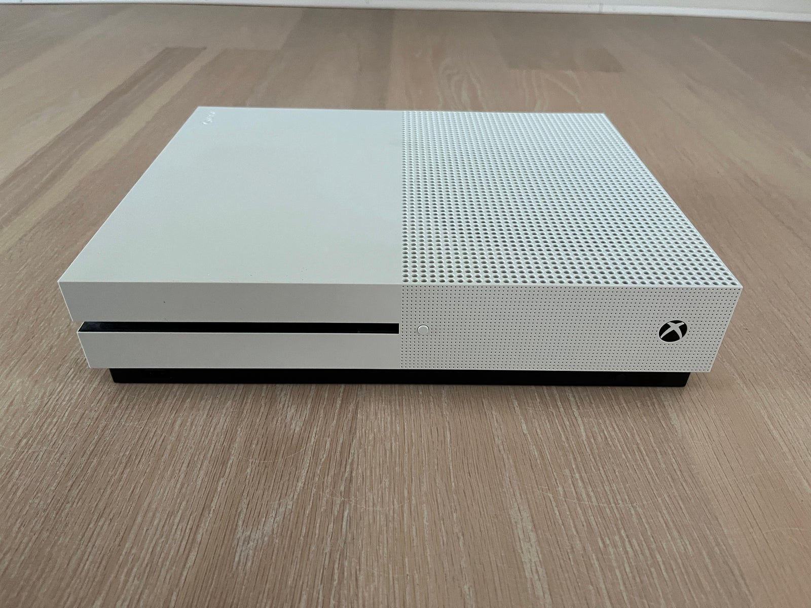 Xbox One S, 1 TB, God