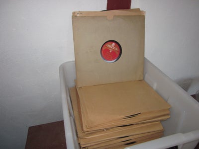 Grammofonplader, Samling gamle 78 ere, ialt 75 stk, diverse, primært gammle danske men også jazz
5 k