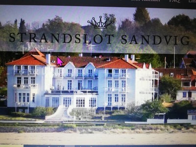 Sandvig Bornholm, uge 39 og 40, 6 personer, Fantastisk lejlighed på 2 sal 
Ligger lige ud til vandet