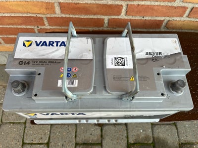 Bilbatteri, Varta, 2 år, Varta Silver G14. Som ny.
https://www.batteribyen.dk/varta-g14-12v-95ah-sta