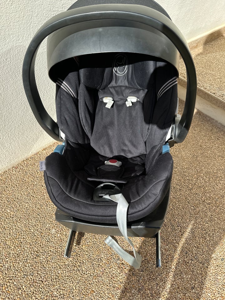 Cybex aton outlet 3s