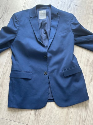 Blazer, Fra Jack and jones , str. 18, Super flot konfirmation jakke sæt i mørkeblå farve med skjorte