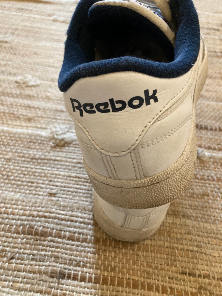 Sneakers, Reebok, str. 43