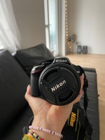 Nikon Nikon D3200, 24.2 megapixels, 3x (18-55 mm) x optisk
