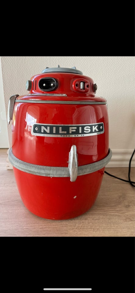 Anden loftslampe, NILFISK