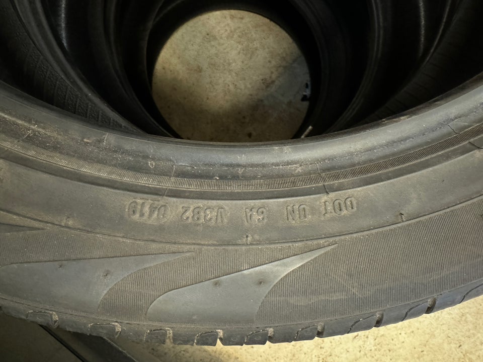 Sommerdæk, Pirelli, 255 / 45 / R20