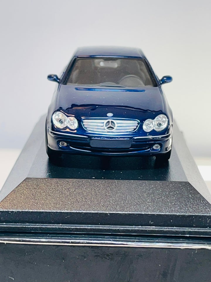 Modelbil, Minichamps Mercedes-Benz CLK-Klasse (1 af