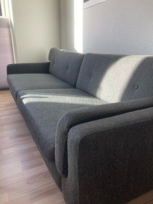 Sofa, uld, 4 pers., MEGET billig sofa sælges til kun 150 kr, fordi jeg flytter. MÅ HENTES, IDAG elle