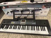 Elklaver, Elektronik Keyboard MQ6136L