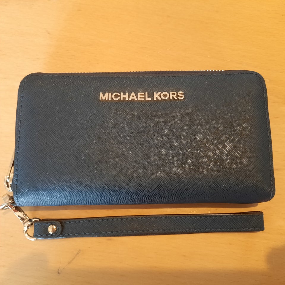 Clutch, Michael Kors