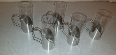 Glas, Kaffekopper, 5 stk.
Glaskopper/ med hank af rustfrit stål
Højde: 14 cm
Diameter: 6 cm
Næsten u