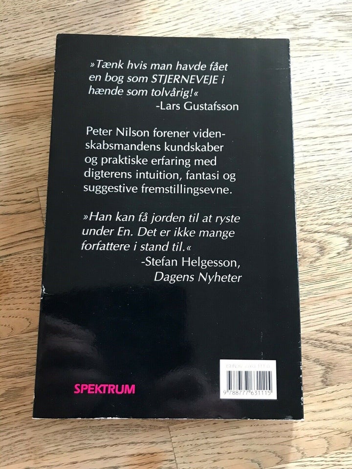 Stjerneveje - En bog om kosmos, Peter Nilson, emne: