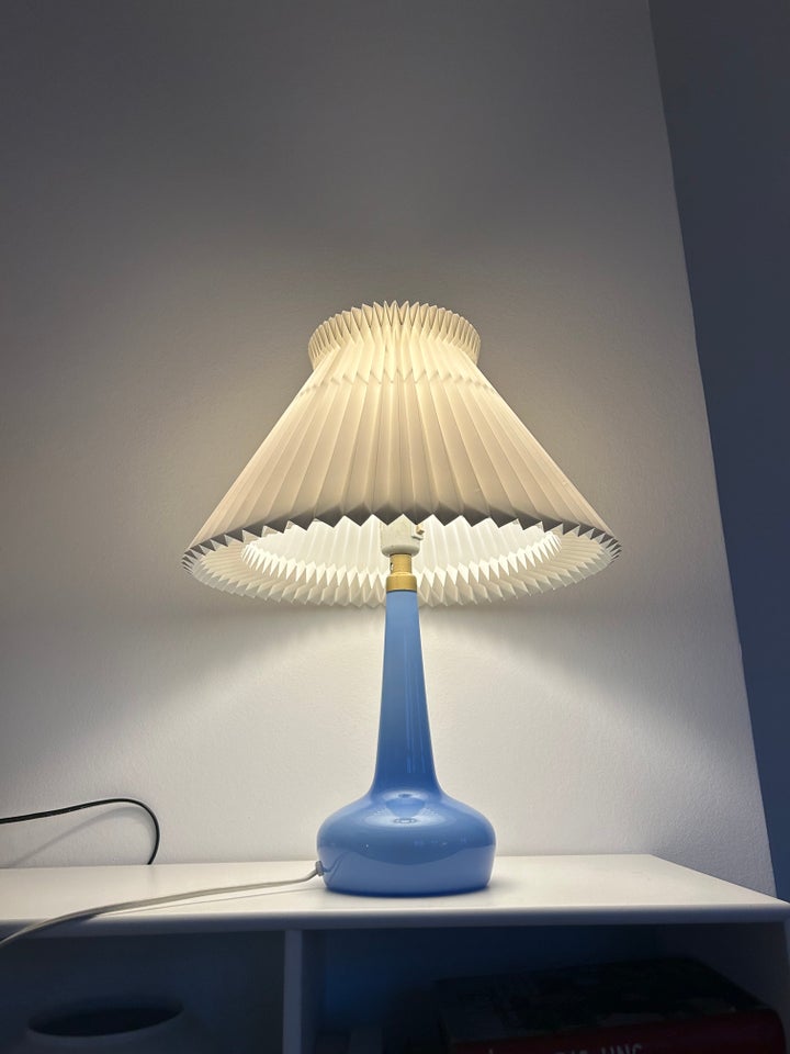 Le Klint, Model 311, bordlampe