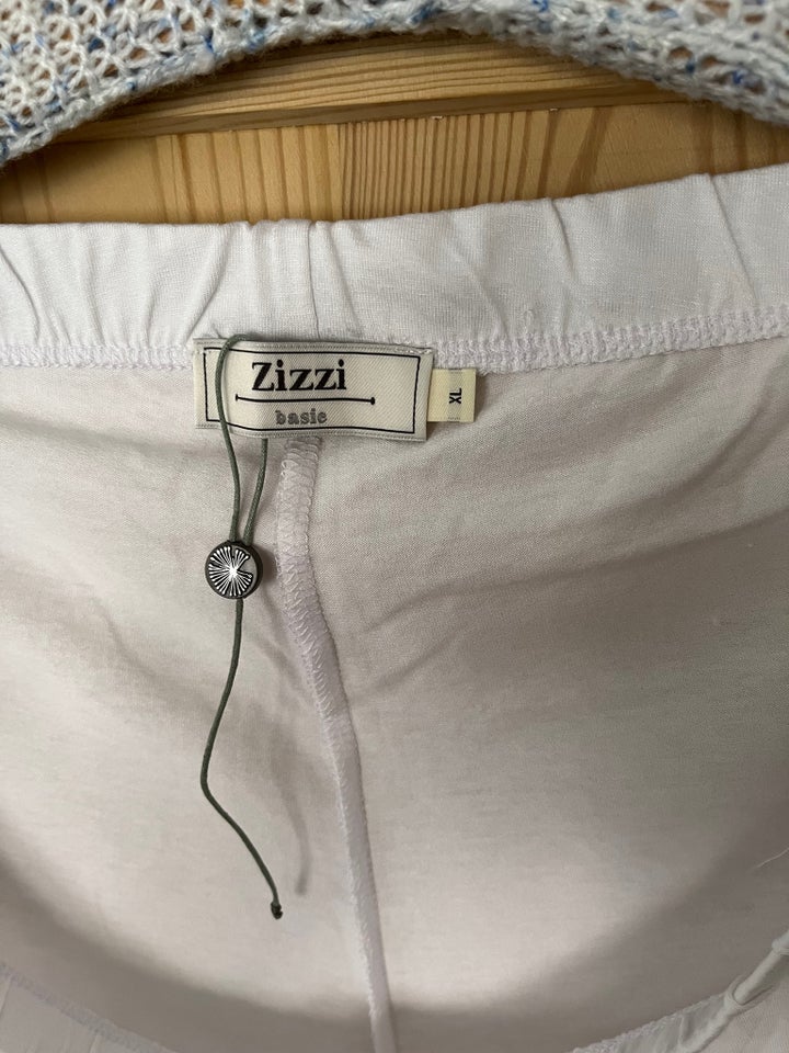 Knickers, Zizzi, str. 50