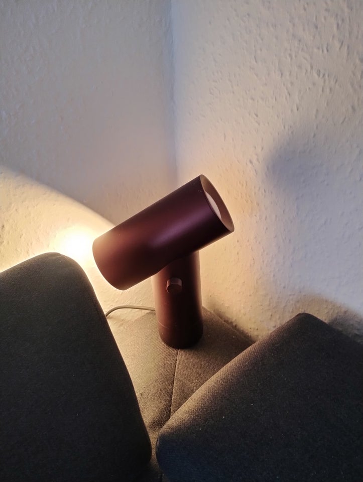 Anden bordlampe, Muuto Beam