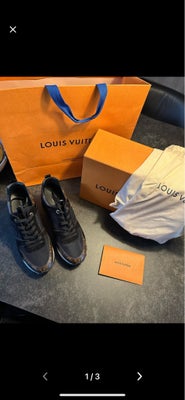 Sneakers, str. 38, Louis Vuitton,  Sort,  Ubrugt, Ubrugte Louis Vuitton, perfekt stand.

Strørrelse 