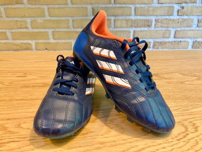 Find Fodboldstøvler Pige DBA - køb og salg af nyt og brugt