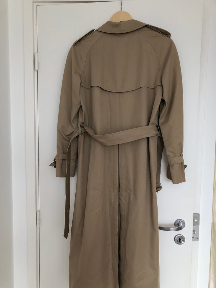 Trenchcoat, str. 38, Burberrys'