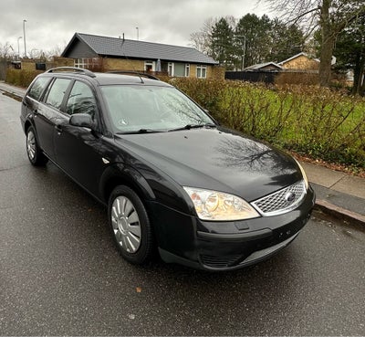 Ford Mondeo, 1,8 Active stc., Benzin, 2006, km 195000, sort, træk, klimaanlæg, aircondition, ABS, ai