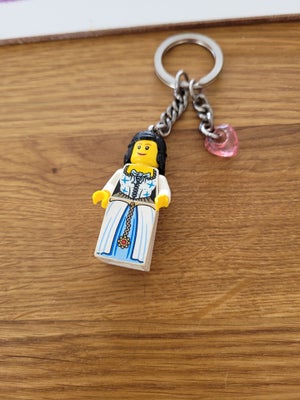 Lego andet, Admiral's Daughter (Jomfru) nøglering med Trans-Da, Lego nøglering  , som ny, ingen rids