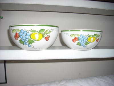 Salat Skåle, Retro, Dekorative hvide skåle fra 90'erne
robust porcelæn med motiv
sommerlig stemning
