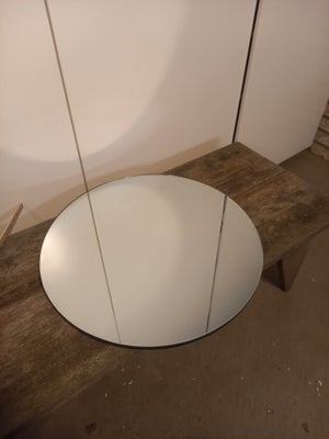 Vægspejl, b: 50 h: 50, Rundt spejl på 50 cm i diameter