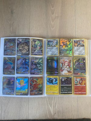 Samlekort, Pokemonkort, Pokemonmappe med 378 kort i, inkl de specielle GX kort, som kan ses på de fø