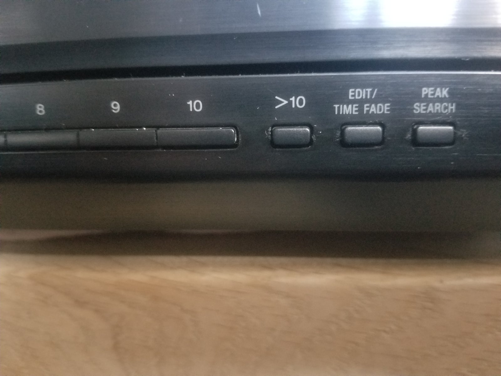 CD afspiller, Sony, CDP-CE305