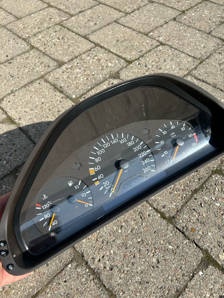 Andre reservedele, Speedometer , Mercedes W210