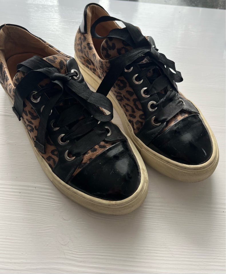 Sneakers, str. 38, Billi Bi