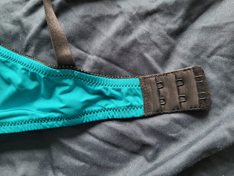 BH, Hunkemöller, str. 80E