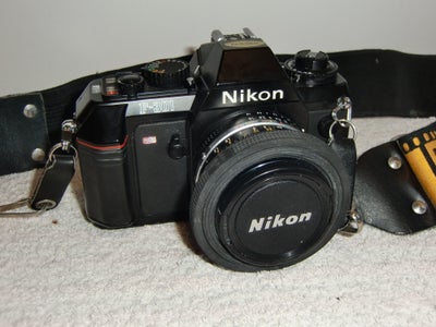 Nikon, F-301 - F301, spejlrefleks, Perfekt, OBS : Alle henvendelser kun herinde på annoncens forum, 