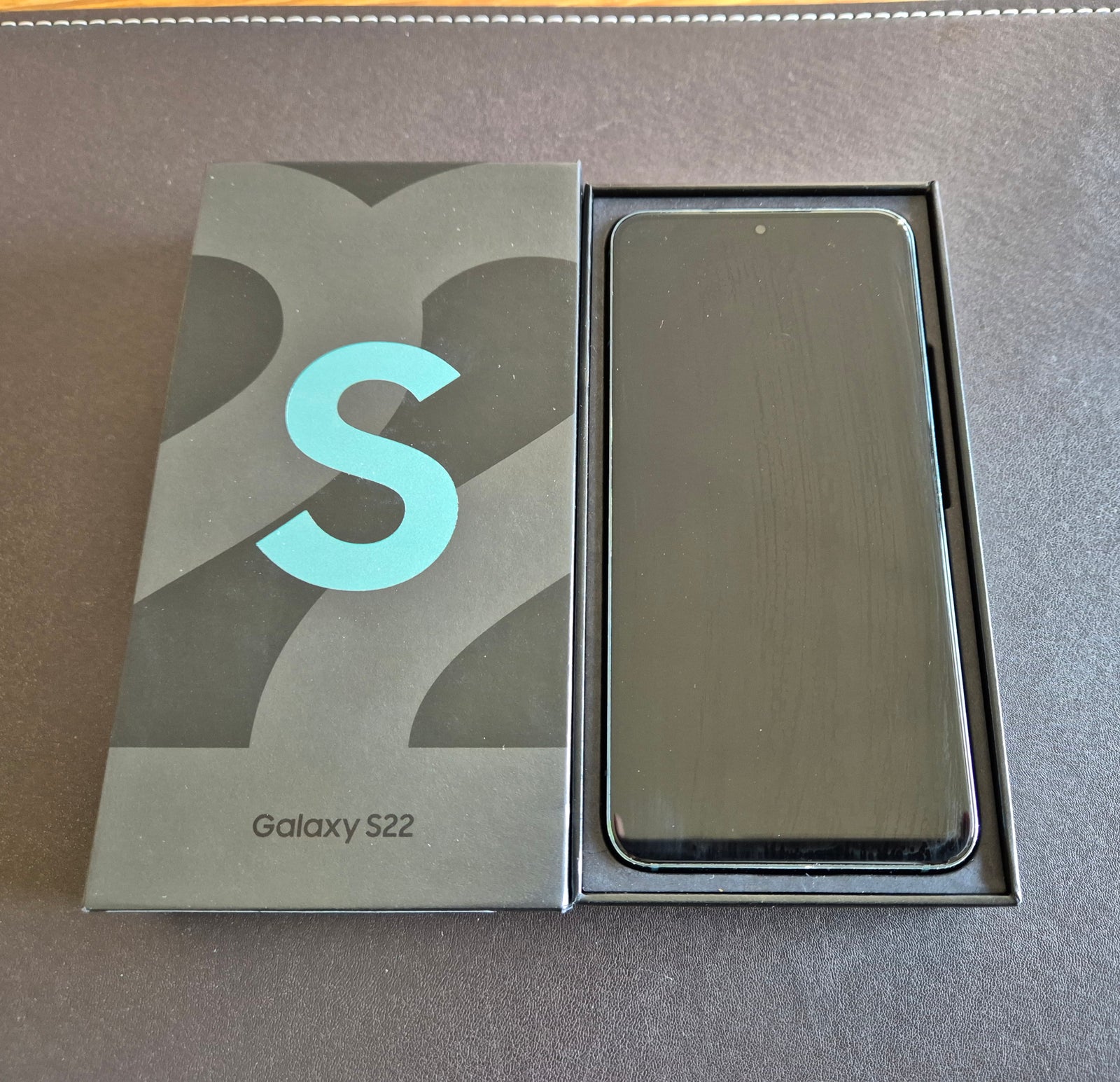 Samsung Galaxy S22, 128 , God